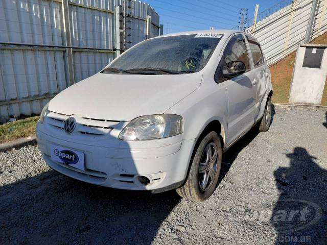 2004 VOLKSWAGEN FOX 