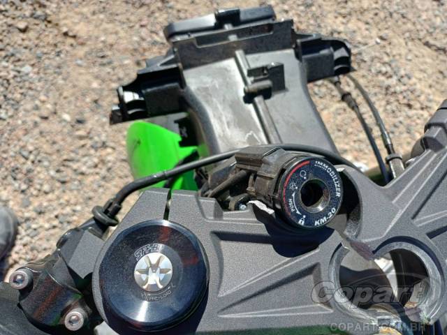 2025 KAWASAKI NINJA ZX-6R 