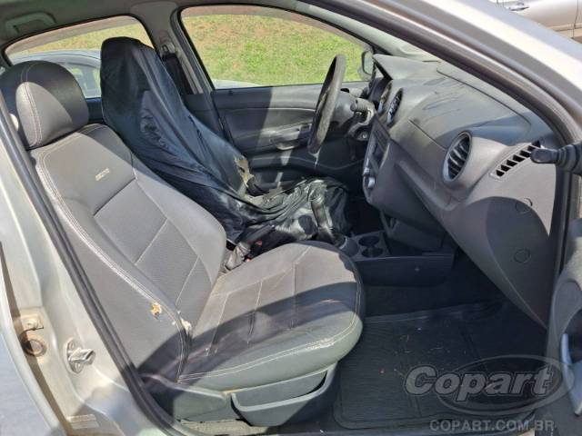 2011 VOLKSWAGEN GOL 