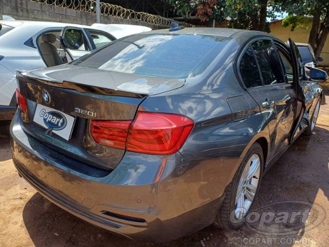 2016 BMW SERIE 3 