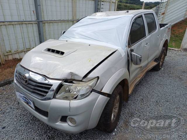 2012 TOYOTA HILUX CD 