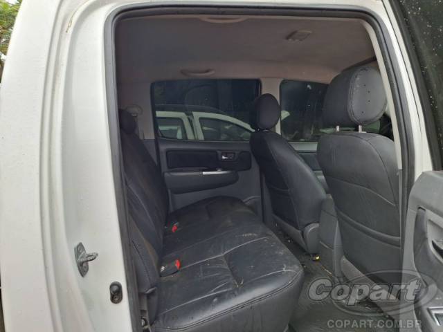 2014 TOYOTA HILUX CD 