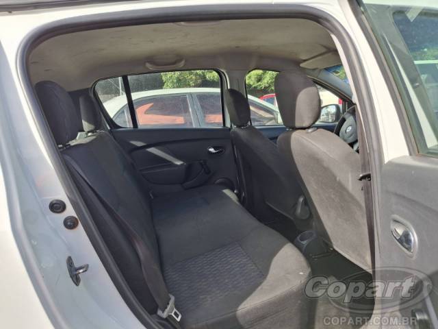 2016 RENAULT SANDERO 