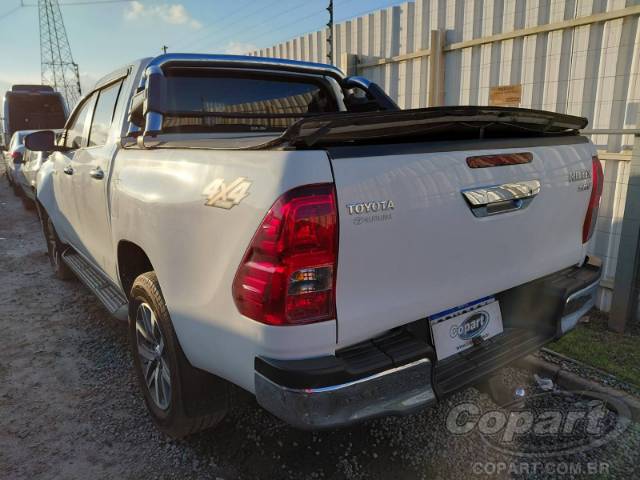 2016 TOYOTA HILUX CD 