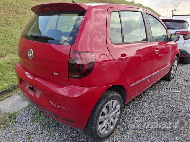 2013 VOLKSWAGEN FOX 