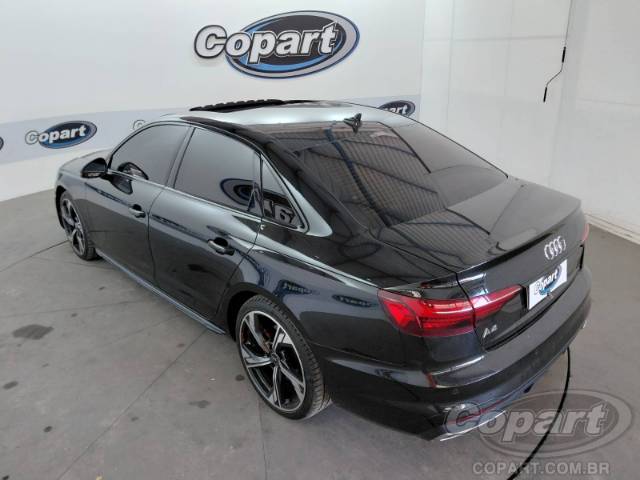 2022 AUDI A4 