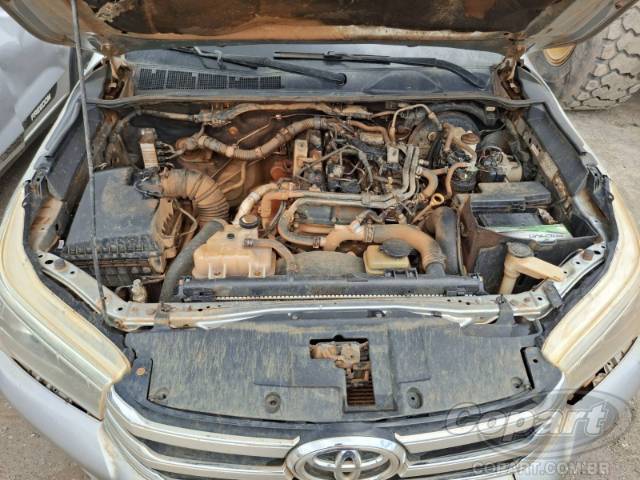 2016 TOYOTA HILUX CD 