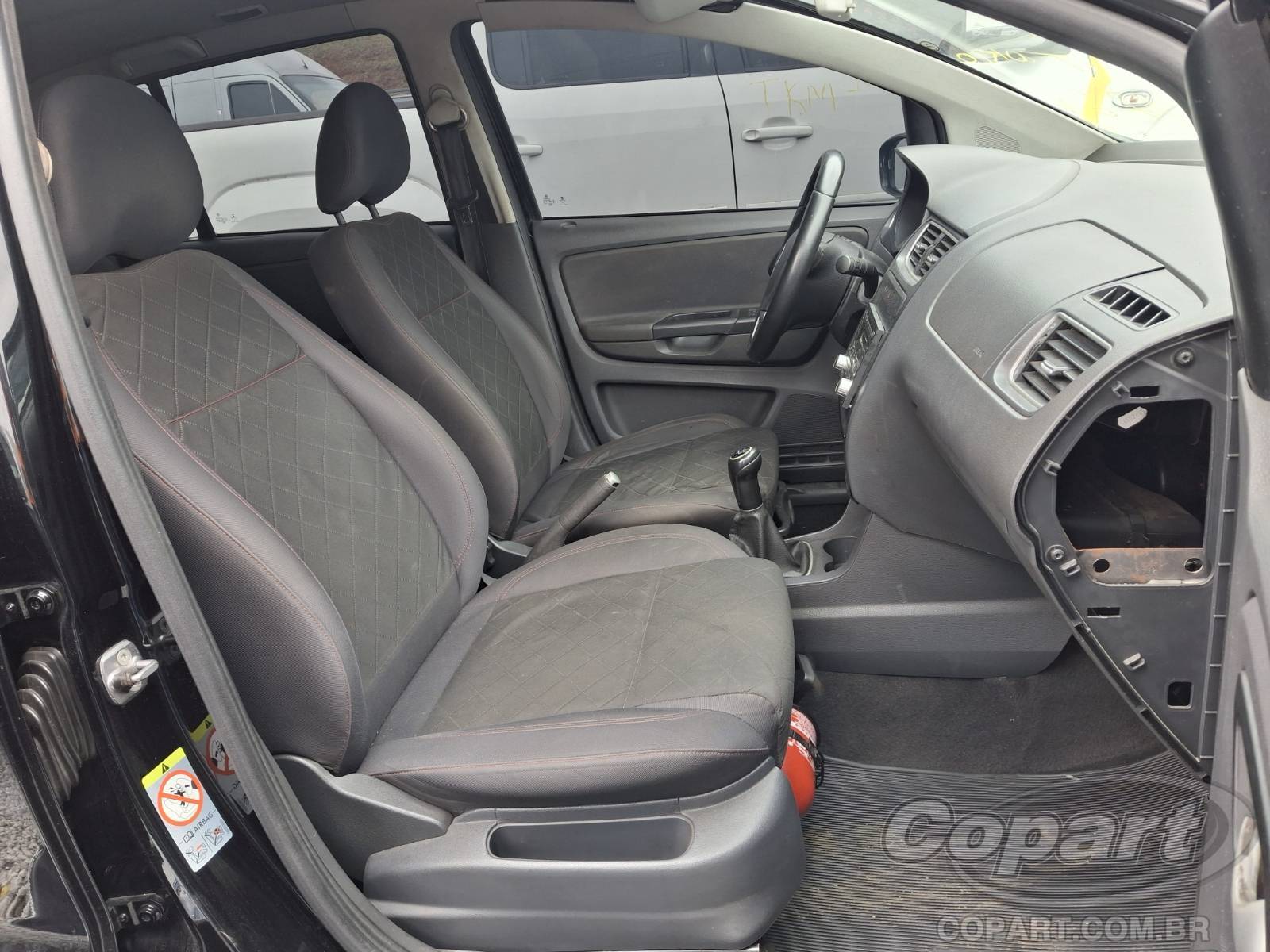 2013 VOLKSWAGEN FOX — foto 5 de 12