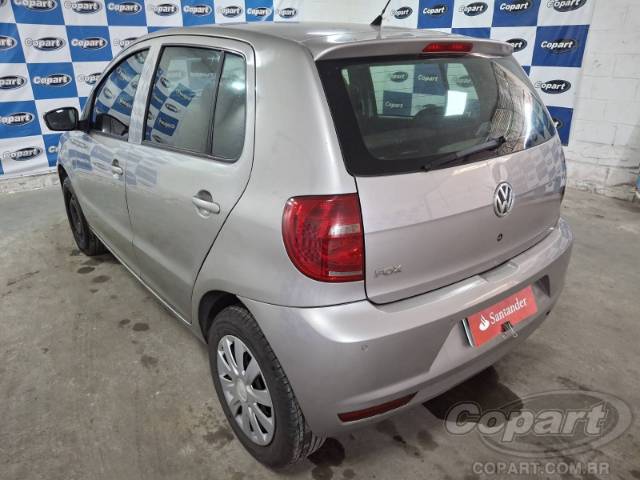 2011 VOLKSWAGEN FOX 