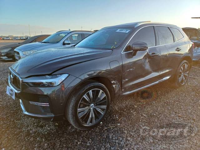 2022 VOLVO XC60 
