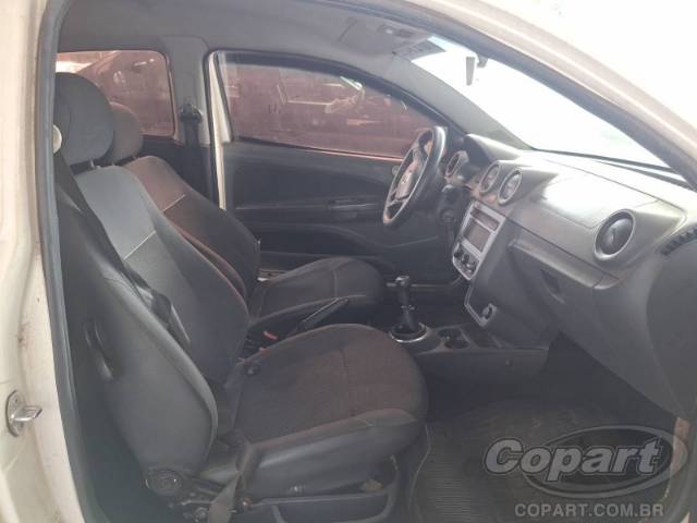 2018 VOLKSWAGEN SAVEIRO CD 