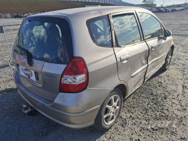 2006 HONDA FIT 