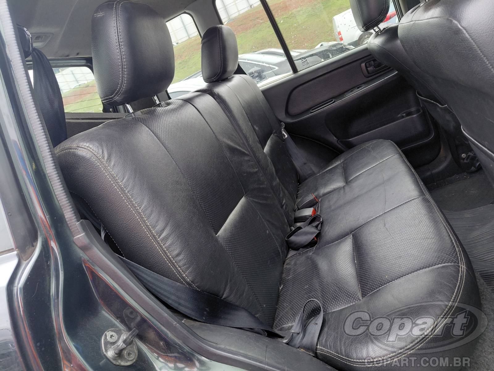 Foto 6 de 14: 2010 MITSUBISHI PAJERO TR4