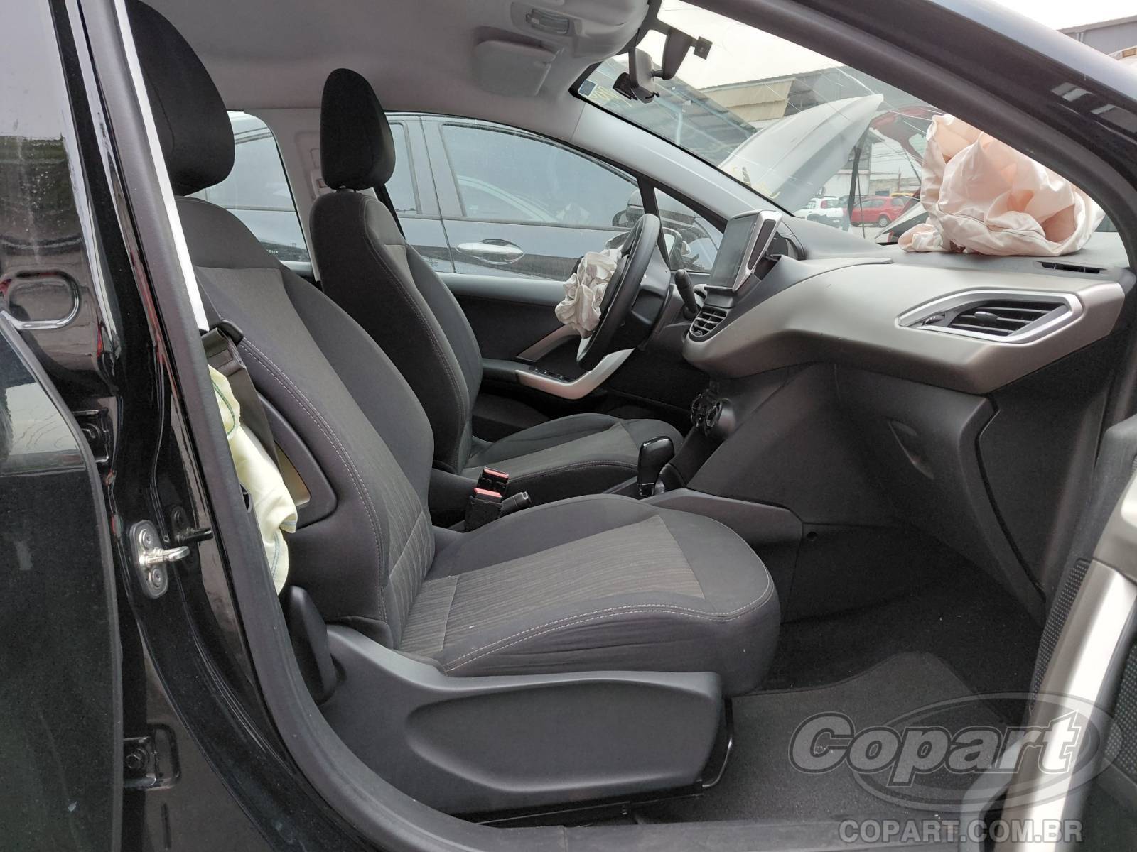 Foto 5: 2022 PEUGEOT 2008