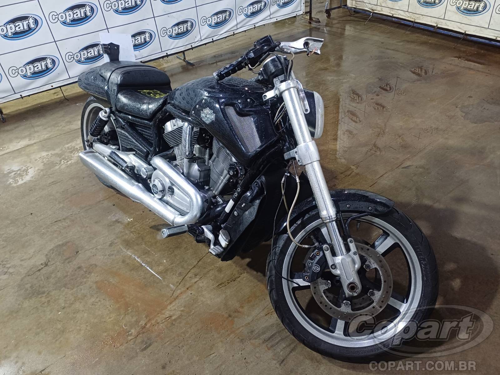 Veículo HARLEY-DAVIDSON VRSC Harley-Davidson VRSC F - V-Rod Muscle 2012 Colisão Pequena Monta 2012 em leilão
