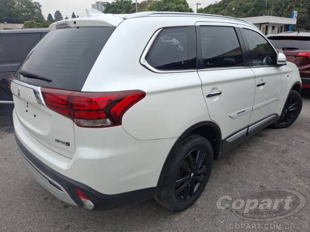 2020 MITSUBISHI OUTLANDER 