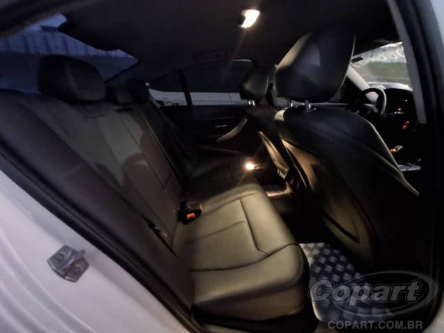 2015 BMW SERIE 3 