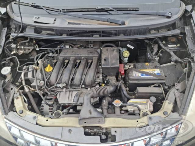 2010 NISSAN LIVINA 