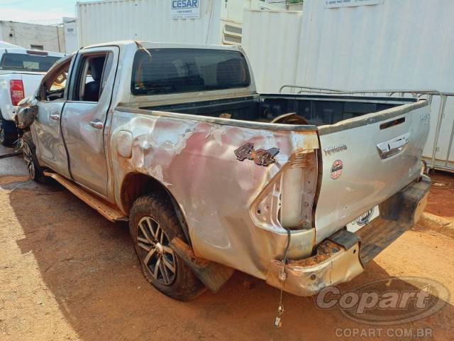2022 TOYOTA HILUX CD 