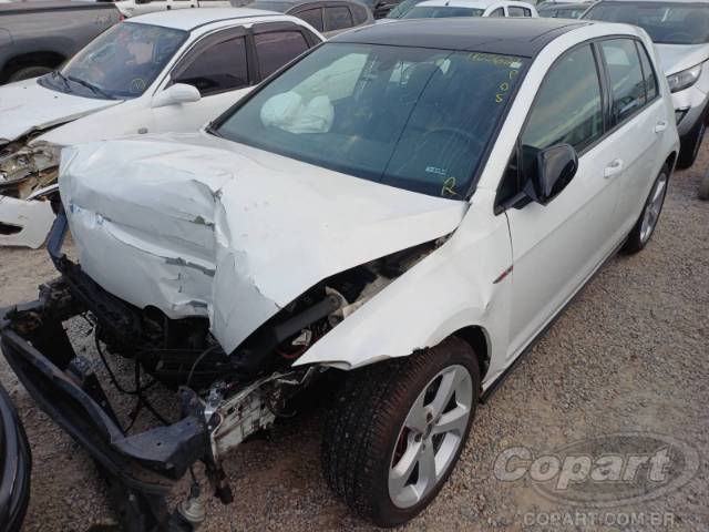 2014 VOLKSWAGEN GOLF 