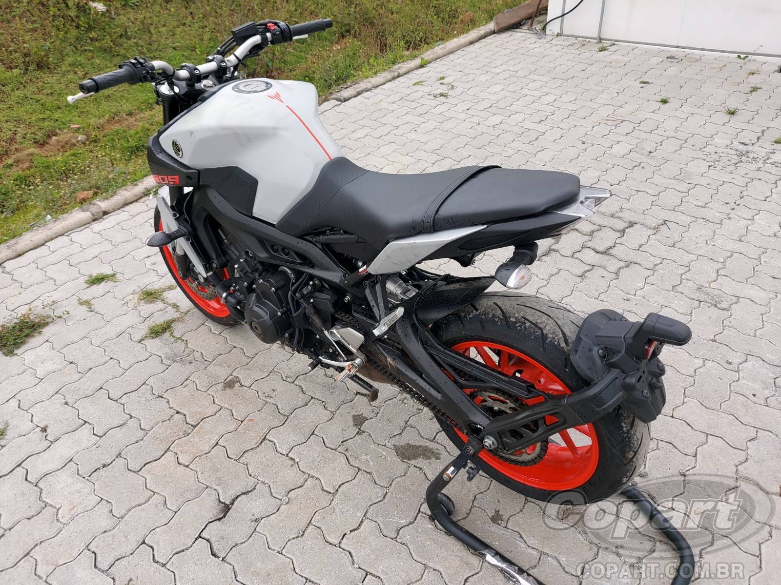Foto 3: 2021 YAMAHA MT-09