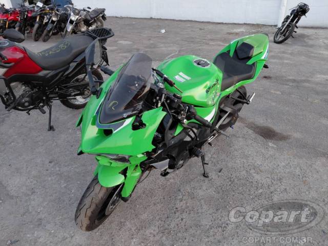 2026 KAWASAKI NINJA ZX-6R 