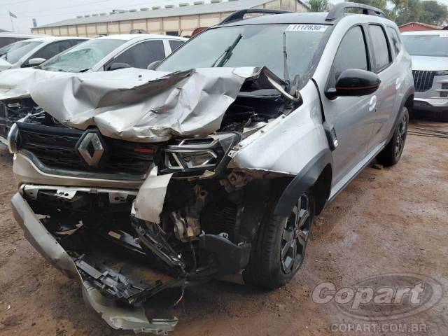 2026 RENAULT DUSTER 