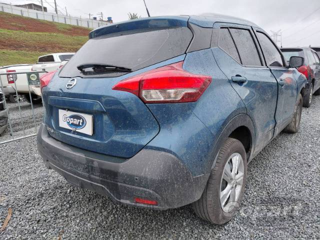 2019 NISSAN KICKS 