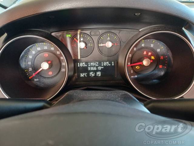 2016 FIAT PUNTO 