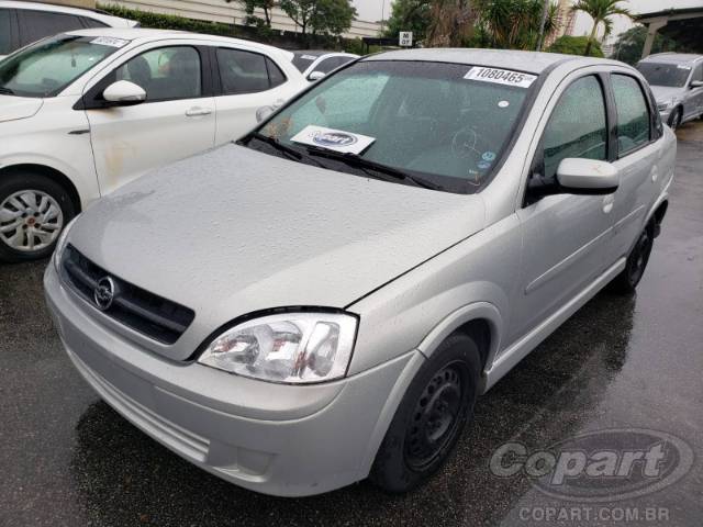 2002 CHEVROLET CORSA SEDAN 