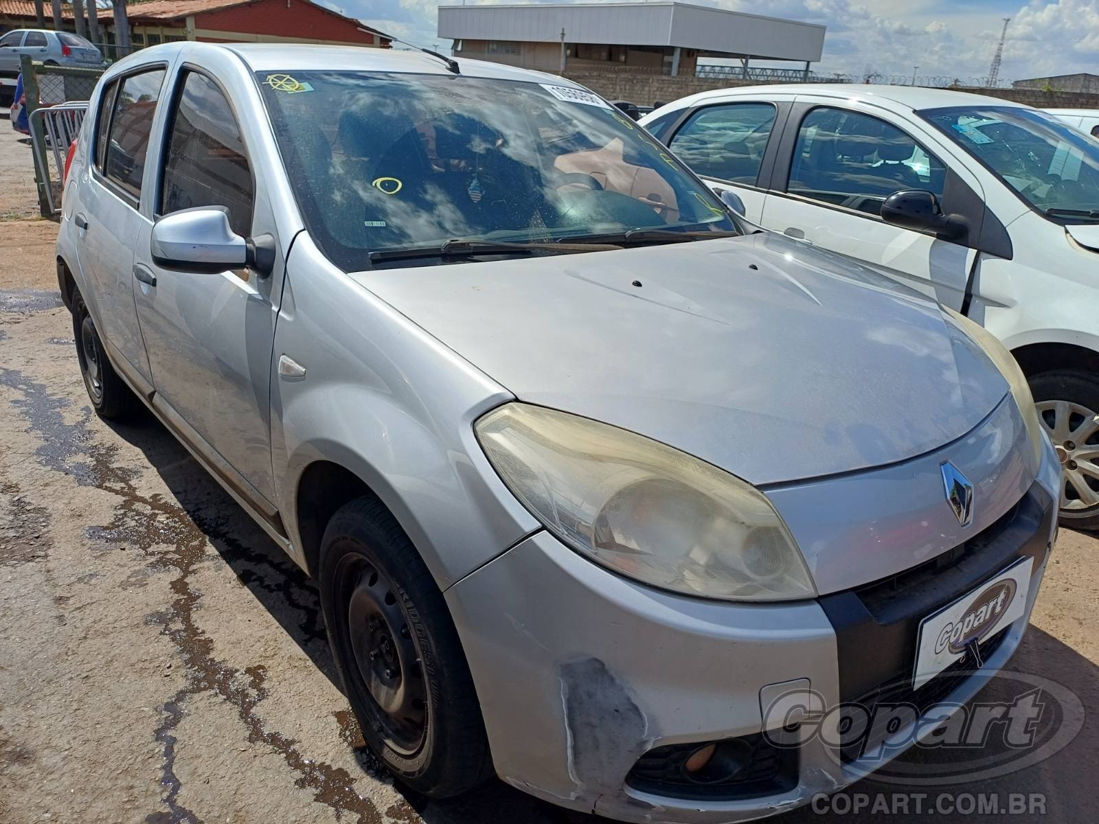 RENAULT SANDERO