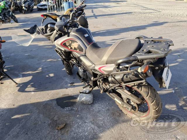 2018 SUZUKI V-STROM 