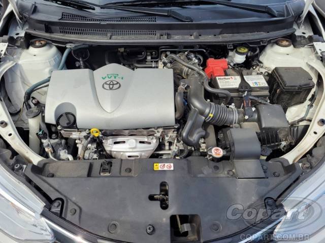 2021 TOYOTA YARIS SEDA 