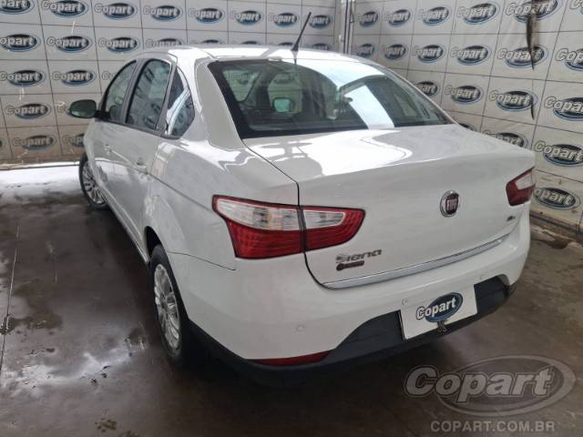 2016 FIAT GRAND SIENA 