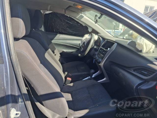 2020 TOYOTA YARIS SEDA 