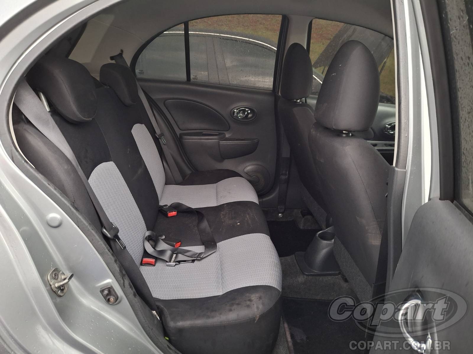 2013 NISSAN MARCH — foto 6 de 15