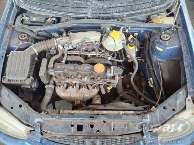 2001 CHEVROLET CORSA 