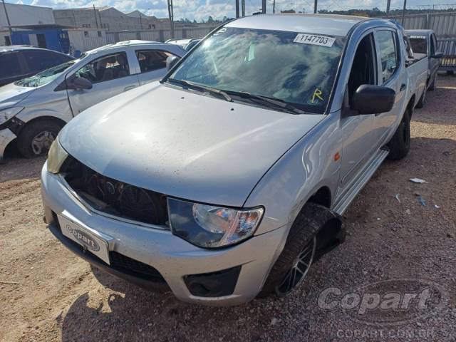 2015 MITSUBISHI L200 TRITON 