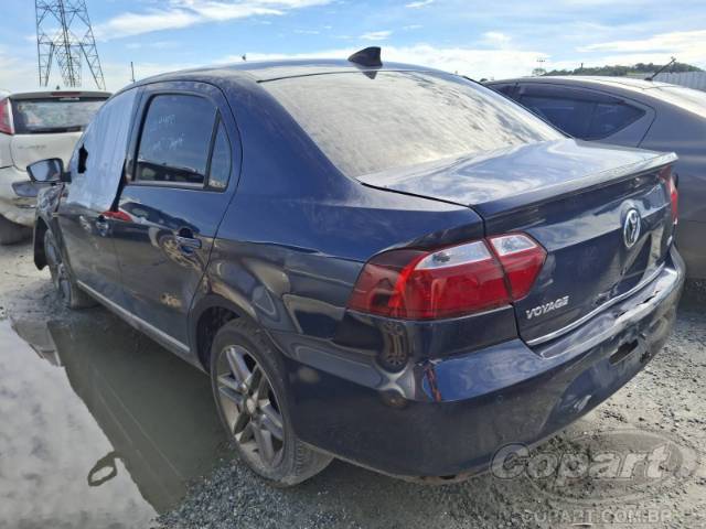 2015 VOLKSWAGEN VOYAGE 