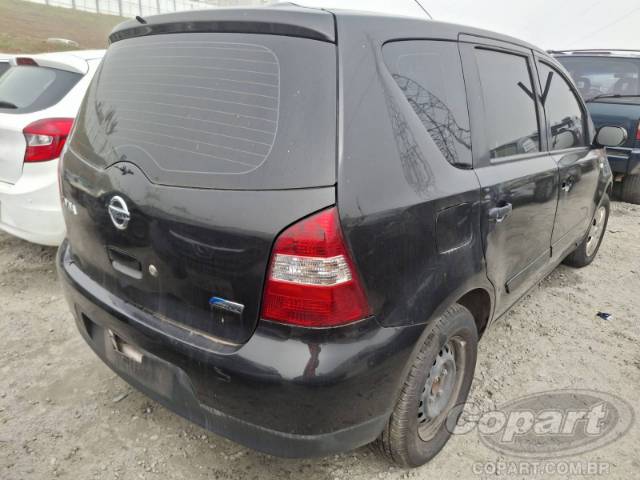 2010 NISSAN LIVINA 