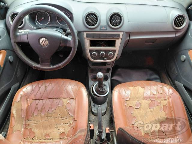2012 VOLKSWAGEN VOYAGE 