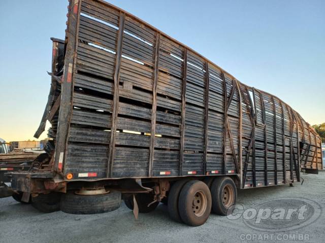 2016 TRUCK SEMI-REBOQUE 