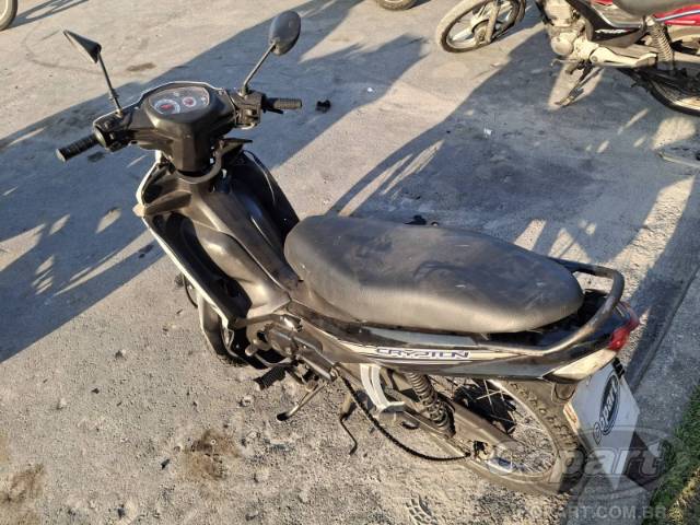 2014 YAMAHA CRYPTON 