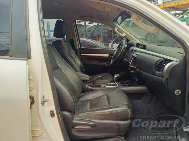 2022 TOYOTA HILUX CD 