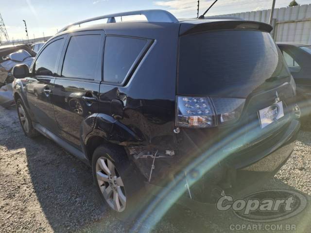 2010 MITSUBISHI OUTLANDER 