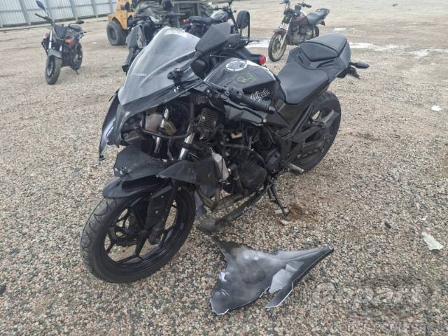 2013 KAWASAKI NINJA 300 