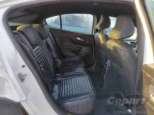 2024 FIAT FASTBACK 