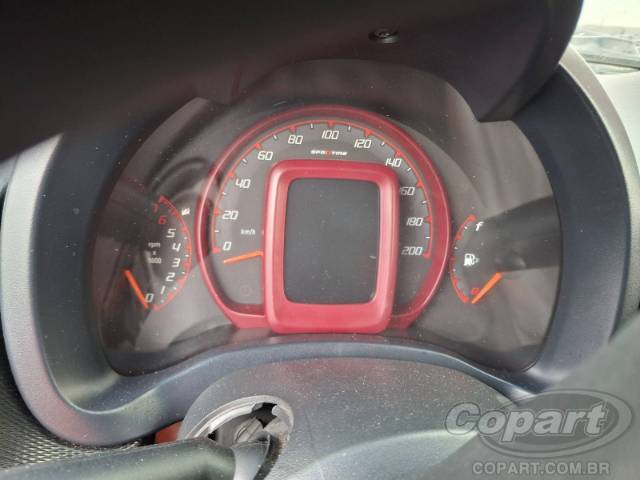 2016 FIAT UNO 
