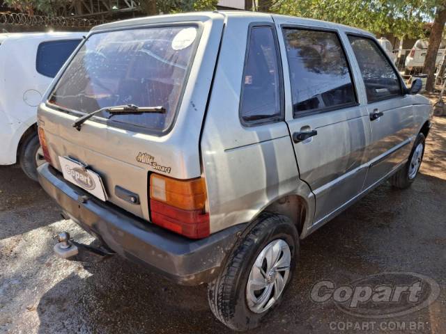 2001 FIAT UNO 