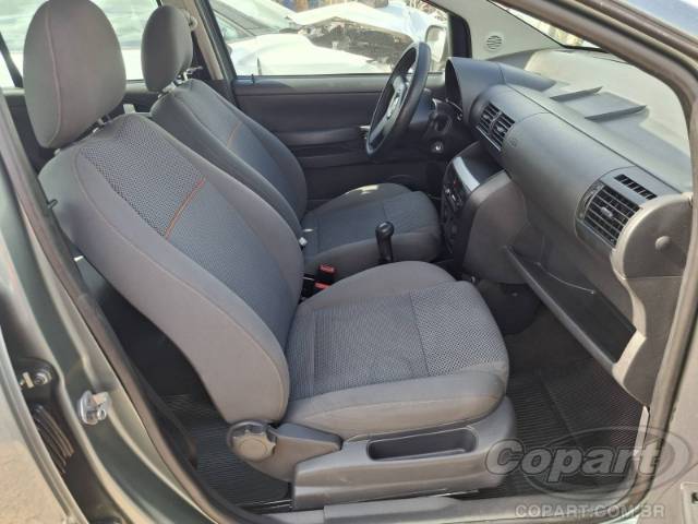 2009 VOLKSWAGEN FOX 
